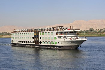 Esplanade Nile Cruise Outside_2_5f7b2_md.jpg